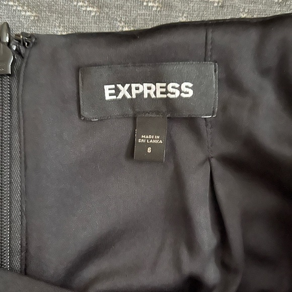 Express Pencil Skirt - Picture 3 of 4